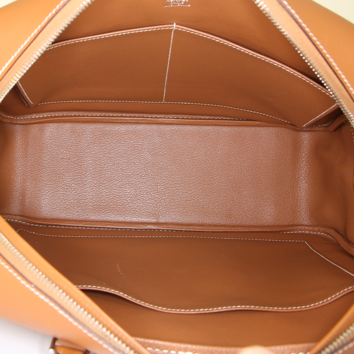 Hermes Plume large model handbag in gold leather - Detail D2