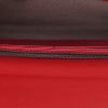 Pochette Gucci Suprême GG en cuir rouge et toile monogram grise - Detail D2 thumbnail