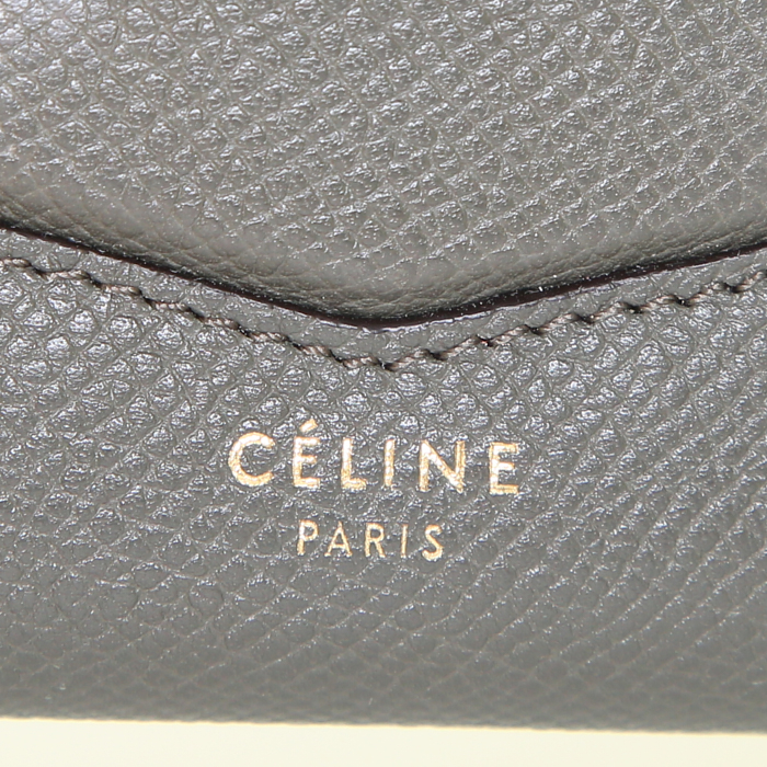 Céline Trotteur wallet in green grained leather - Detail D3