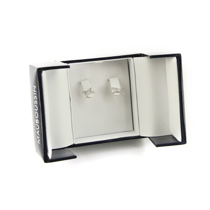 Orecchini a bottone Mauboussin Etoile Divine in oro bianco e diamanti - Detail D2