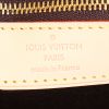 Bolso de mano Louis Vuitton Brea en charol violeta Amarante y cuero natural - Detail D4 thumbnail
