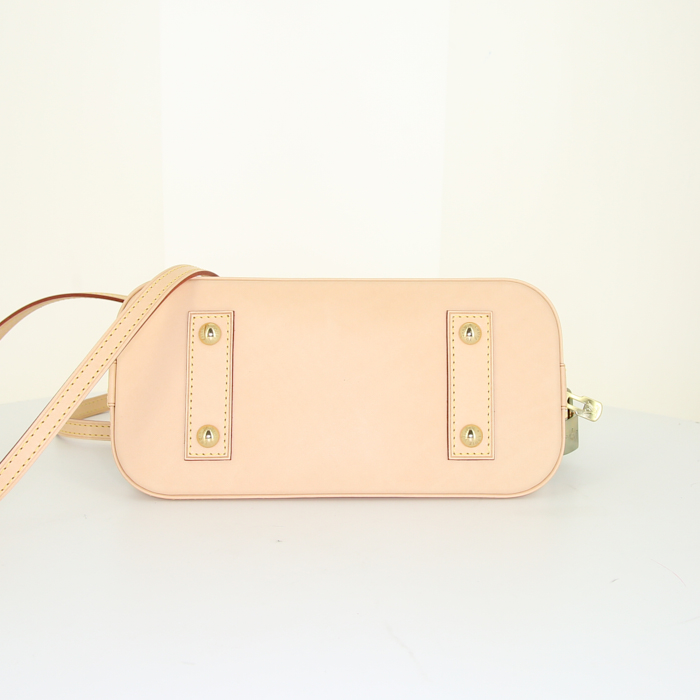 Borsa a tracolla Louis Vuitton Alma BB in tela monogram marrone con motivo e pelle naturale - Detail D5