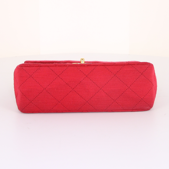 Chanel Mini Timeless shoulder bag in red quilted jersey - Detail D4