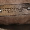 Bolso de mano Bottega Veneta en cuero trenzado marrón dorado - Detail D3 thumbnail