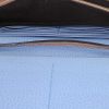 Gucci shoulder bag in beige grained leather - Detail D2 thumbnail