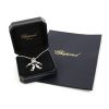 Collar Chopard Happy Diamonds modelo grande en oro blanco,  diamantes y zafiros, en rubíes y en esmeralda - Detail D2 thumbnail