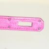Bolso de mano Hermes Kelly 32 cm en cuero Tadelakt color frambuesa - Detail D5 thumbnail
