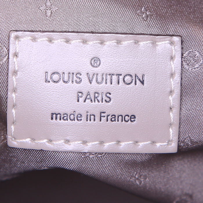 Sac cabas Louis Vuitton Le Majestueux en cuir suhali beige - Detail D3