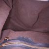 Bolso de mano Louis Vuitton L en cuero mahina marrón - Detail D2 thumbnail