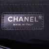 Borsa a tracolla Chanel Boy modello grande in pelle trapuntata nera - Detail D4 thumbnail