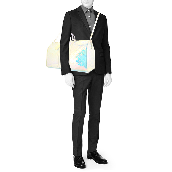 Louis Vuitton Keepall Editions Limitées Prism travel bag in shading vinyl and white vinyl - Detail D2