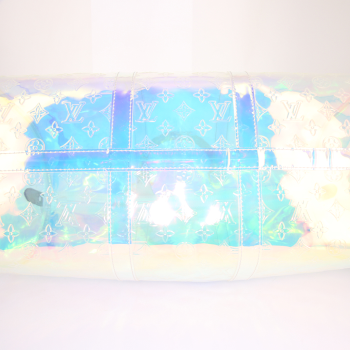 Louis Vuitton Keepall Editions Limitées Prism travel bag in shading vinyl and white vinyl - Detail D5