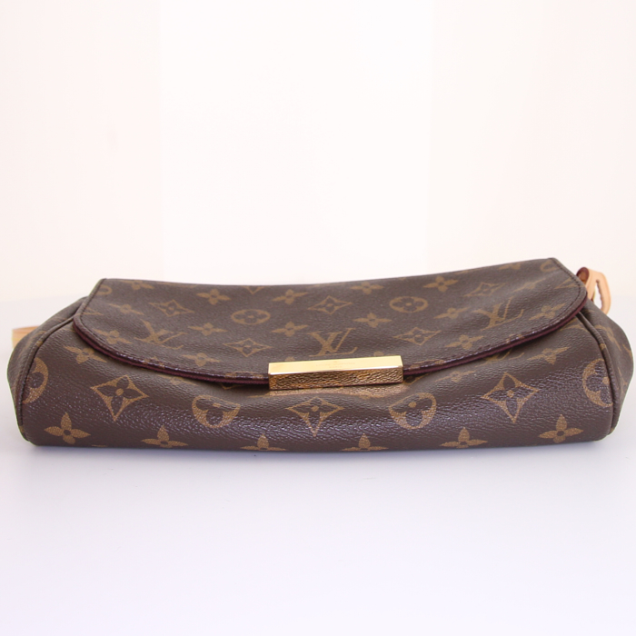 Borsa a tracolla Louis Vuitton Favorite in tela monogram marrone e pelle naturale - Detail D5