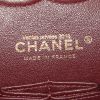 Chanel Timeless Classic handbag in black quilted grained leather - Detail D4 thumbnail