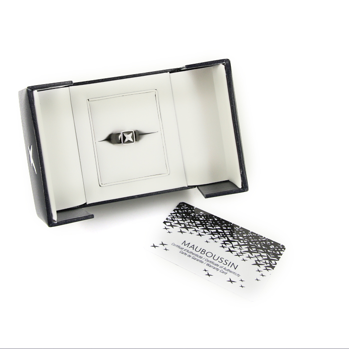 Bague Mauboussin Etoile Divine en or blanc,  diamants et céramique noire - Detail D2