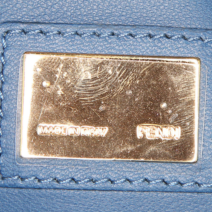 Borsa a tracolla Fendi Kan U in pelle blu - Detail D4