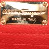 Salvatore Ferragamo shoulder bag in red grained leather - Detail D4 thumbnail