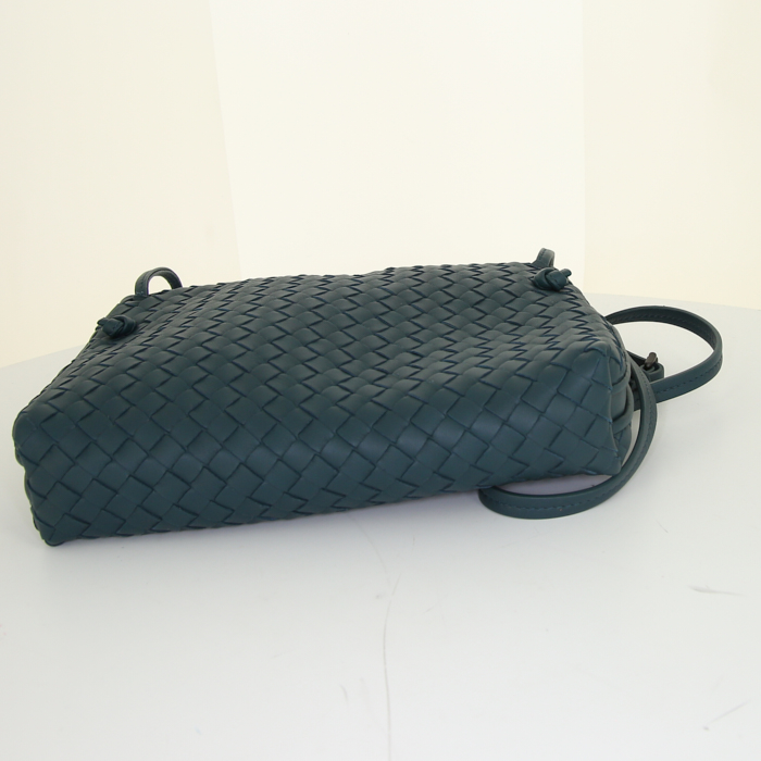 Borsa a tracolla Bottega Veneta Nodini in pelle intrecciata blu - Detail D4