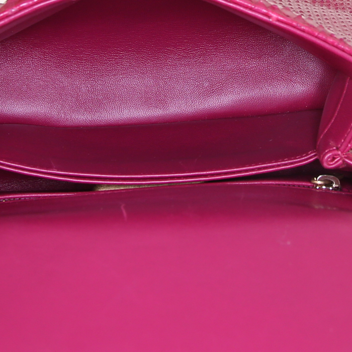 Borsa a tracolla Chanel Top Handle in pitone rosa - Detail D3