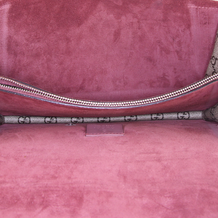 Sac à main Gucci Dionysus en toile monogram beige et daim bordeaux - Detail D3