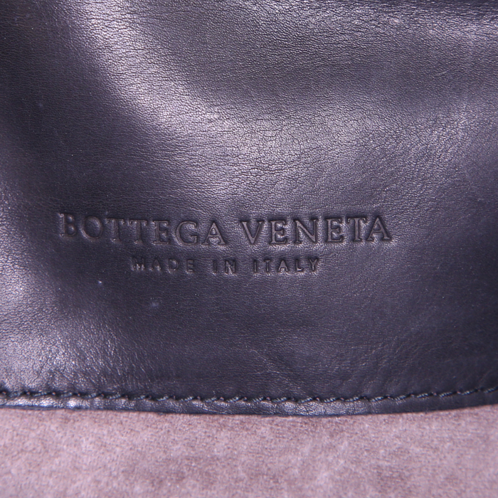Bottega Veneta shopping bag in black and gold bicolor leather - Detail D4