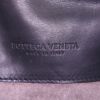 Bottega Veneta shopping bag in black and gold bicolor leather - Detail D4 thumbnail