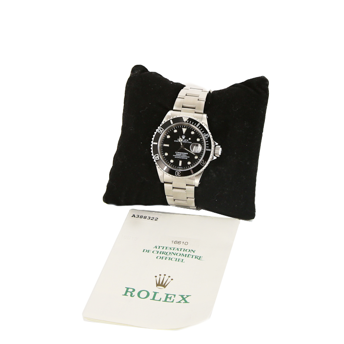 Rolex Submariner Date watch in stainless steel Ref: 16610 Circa 1999 - Detail D2