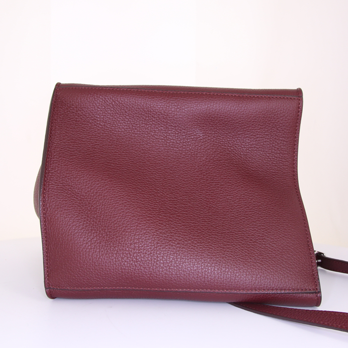 Shopping bag Celine Big Bag modello piccolo in pelle martellata bordeaux - Detail D5
