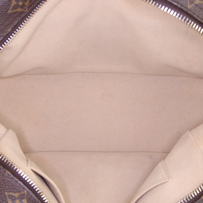 Sac à main Louis Vuitton Manhattan petit modèle en toile monogram marron et cuir naturel - Detail D2