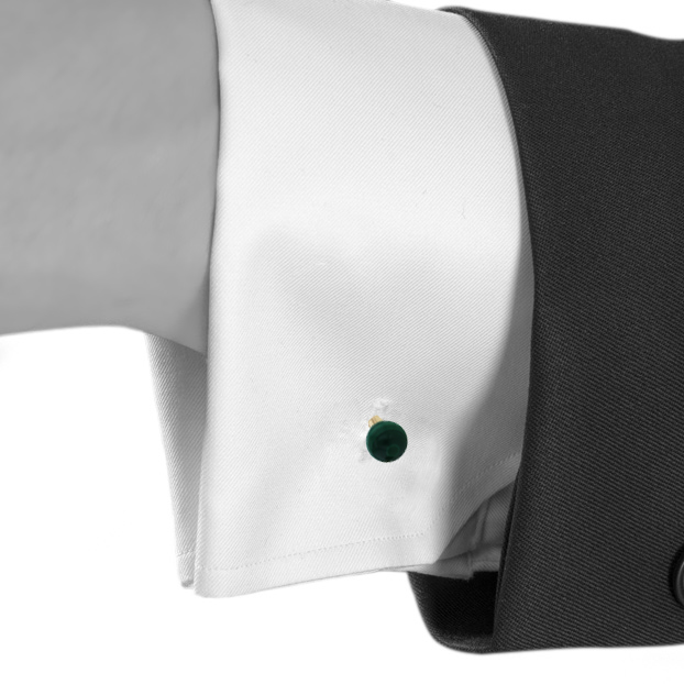 Paire de boutons de manchette rigide Tiffany & Co en or jaune 14 carats et malachite - Detail D1