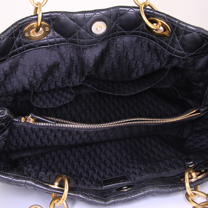 Dior Dior Soft shopping bag in black leather - Detail D2
