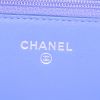 Sac bandoulière Chanel Wallet on Chain en cuir verni matelassé bleu - Detail D3 thumbnail