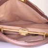 Sac porté épaule ou main Fendi Peekaboo Selleria grand modèle en cuir grainé bronze - Detail D3 thumbnail