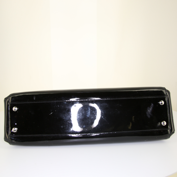 Cartier Marcello small model handbag in black patent leather - Detail D4