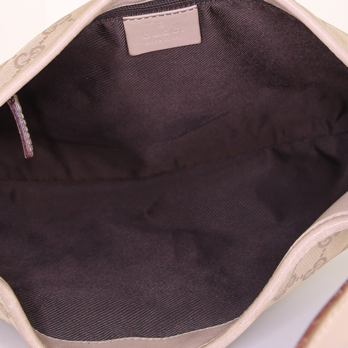 Borsa da spalla o a mano Gucci Jackie in tela monogram beige e pelle beige - Detail D2