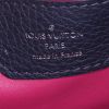 Louis Vuitton Capucines medium model handbag in dark blue grained leather and fuchsia piping - Detail D3 thumbnail