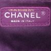 Chanel Mini Timeless shoulder bag in purple quilted leather - Detail D4 thumbnail
