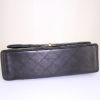 Chanel Timeless Maxi Jumbo shoulder bag in black quilted leather - Detail D5 thumbnail