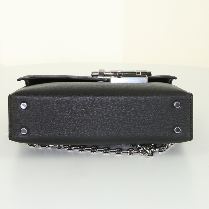 Hermès Verrou shoulder bag in black Mysore leather - Detail D5