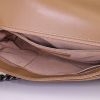 Bolso bandolera Chanel Boy en cuero marrón - Detail D3 thumbnail