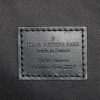 Borsa da viaggio Louis Vuitton Keepall - Luggage in pelle taiga nera con motivo - Detail D4 thumbnail