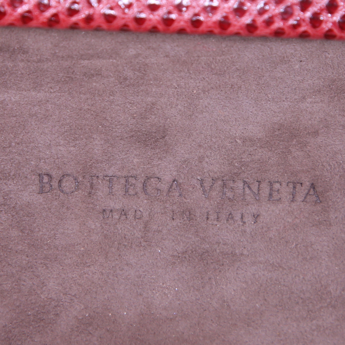 Bottega Veneta Knot pouch in coral python - Detail D3
