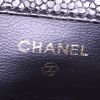 Chanel pouch in black grained leather - Detail D3 thumbnail