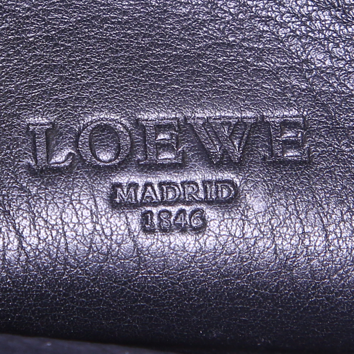 Bolsa de viaje Loewe Amazona modelo grande en cuero negro - Detail D3