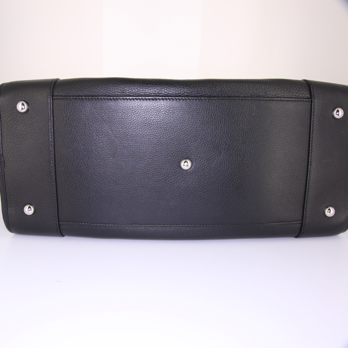 Bolsa de viaje Loewe Amazona modelo grande en cuero negro - Detail D4