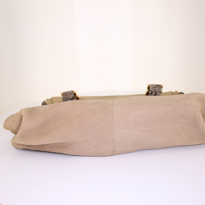 Chloé Marcie large model shoulder bag in beige grained leather and grey-beige python - Detail D4