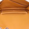 Bolsito de mano Hermès Clou De Forge en cuero Mysore color oro - Detail D2 thumbnail