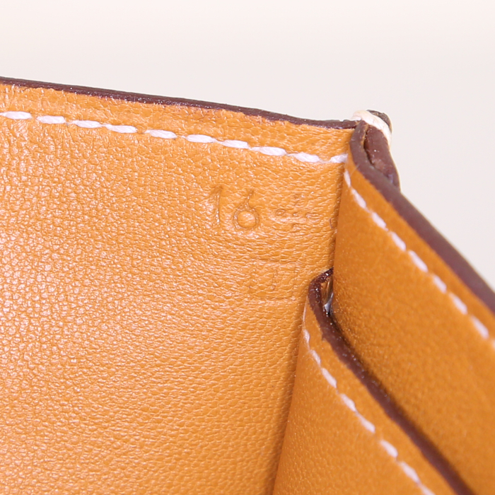Pochette Hermès Clou De Forge en cuir Mysore gold - Detail D4