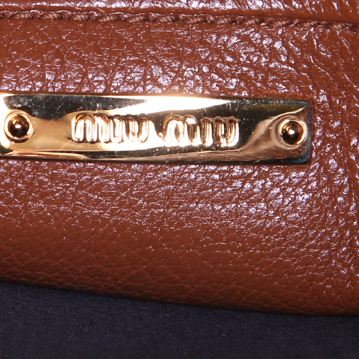Miu Miu Madras shoulder bag in brown leather - Detail D4