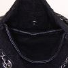 Sac bandoulière Chanel Editions Limitées en cuir noir et laine noire - Detail D3 thumbnail
